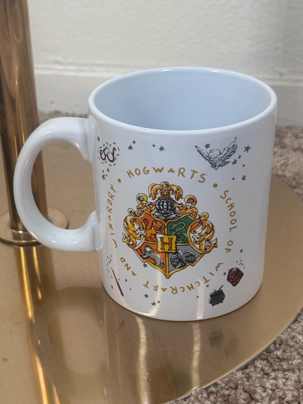 Hogwarts Crest White Ceramic Coffee Mug